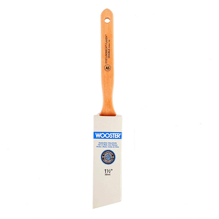 Wooster Lindbeck Flaxen Double Paint Brush, available at Cincinnati Color Company in Ohio.